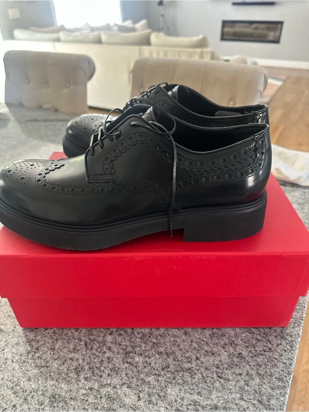 New Black Leather Salvatore Ferragamao Wingtip Dress Shoes - Men
